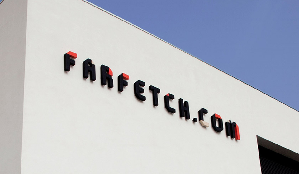 Source 24. Farfetch логотип. Farfetch logo. New Guards Group.